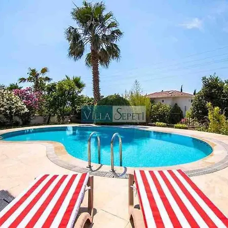 Rosetta Villa *